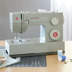 SINGER® HD4452 Heavy Duty Sewing Machine -Handmade Supplies Store 10649205 20
